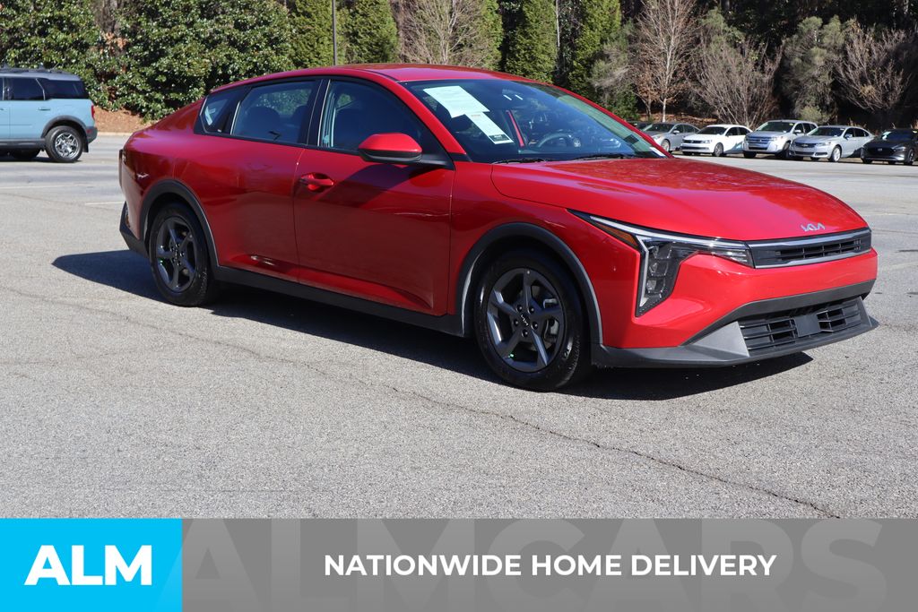 Used 2025 Red Kia LXS image 5