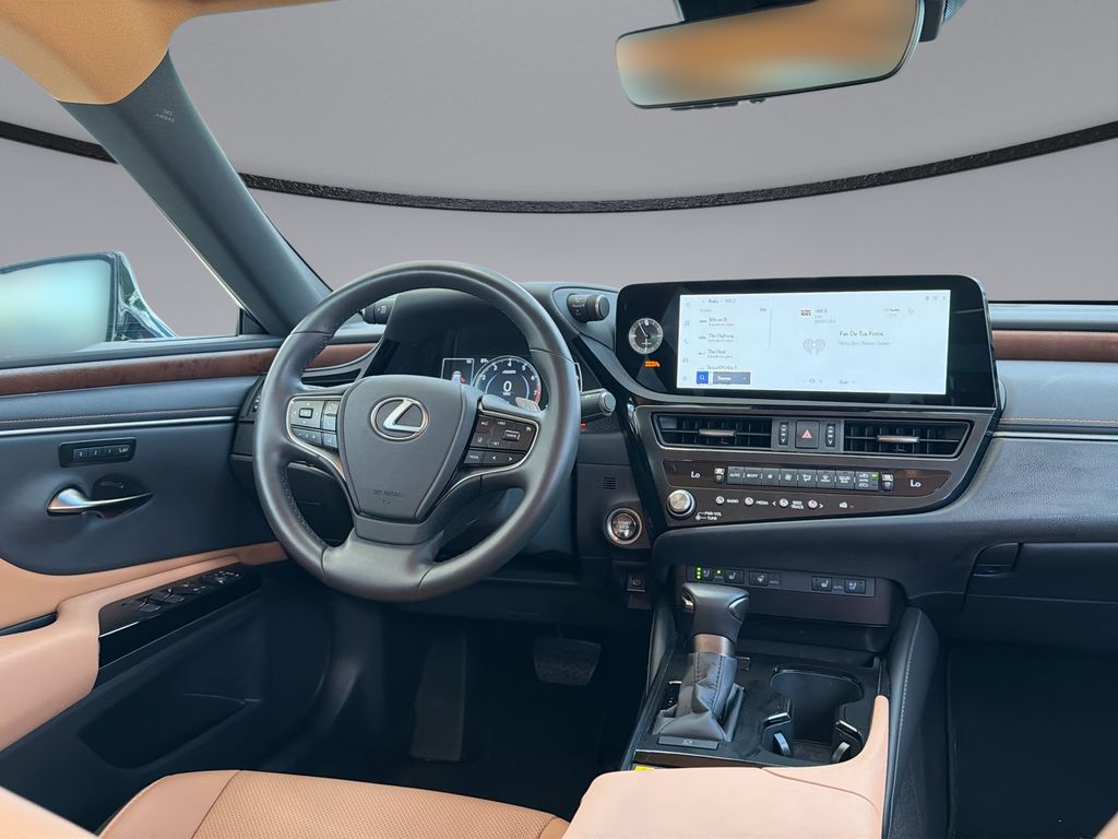 Thumbnail: 2025 Lexus ES - 19