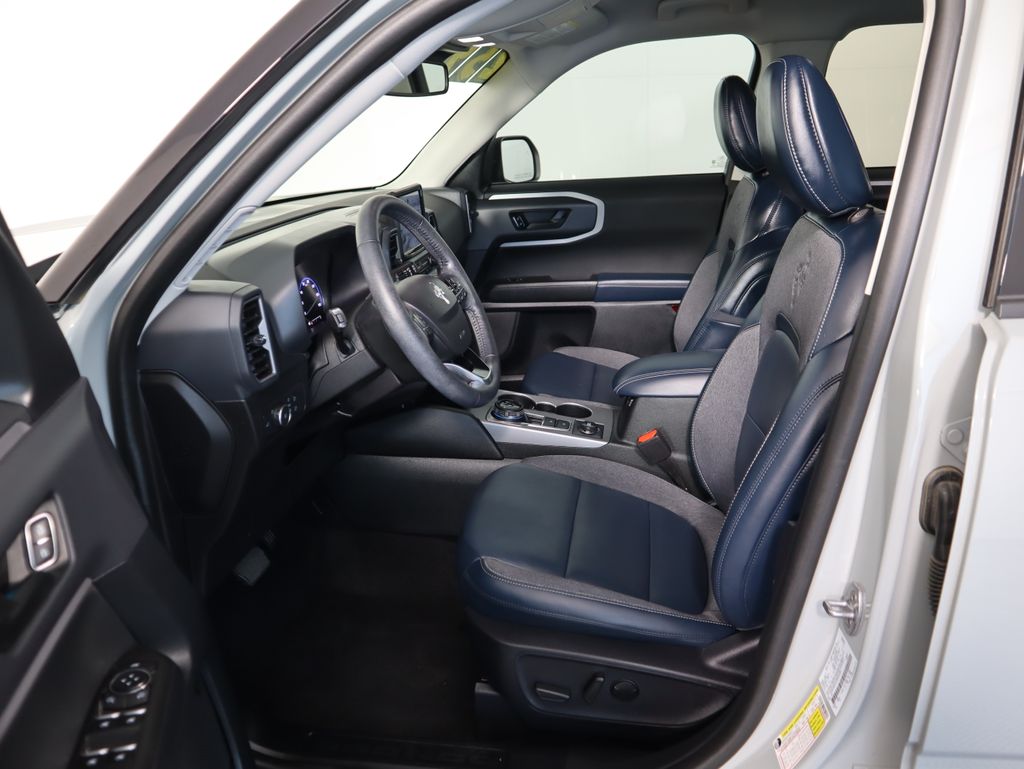 Thumbnail: 2022 Ford Bronco Sport - 19