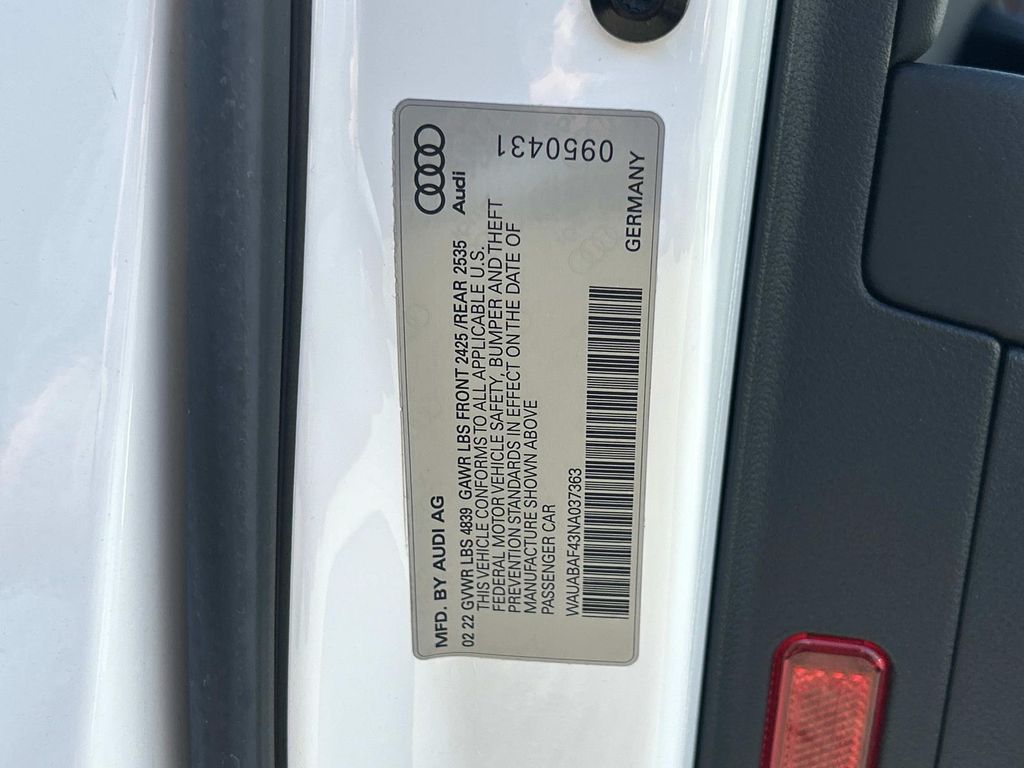 2022 Audi A4 40 Premium Plus photo