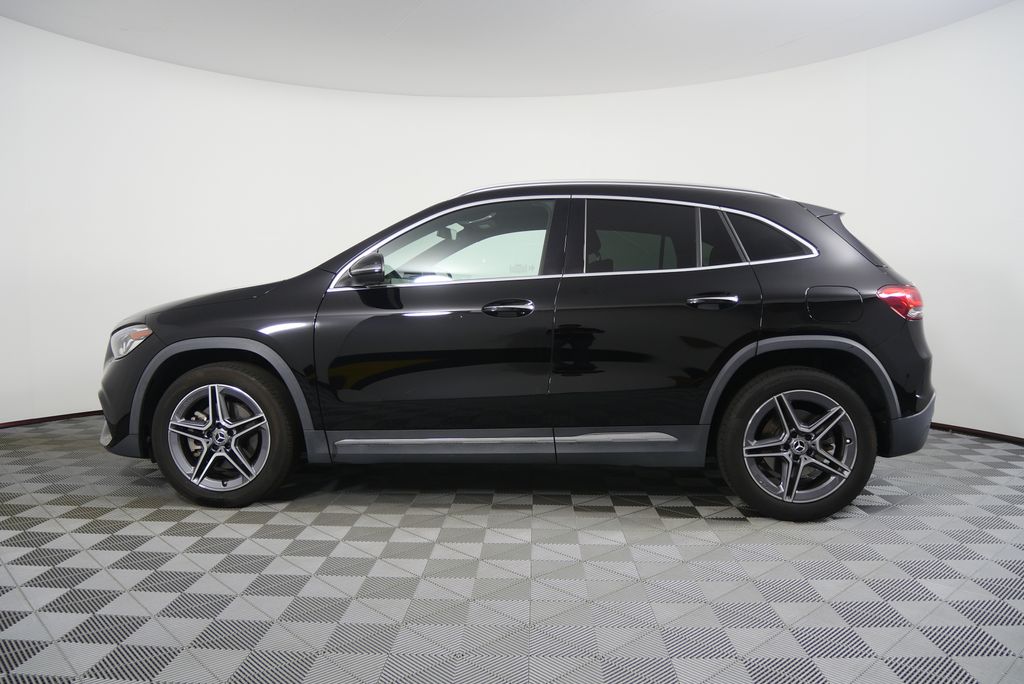 Thumbnail: 2023 Mercedes-Benz GLA - 3