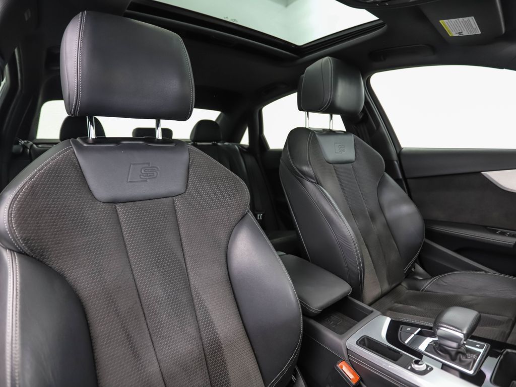 Thumbnail: 2021 Audi A4 - 31