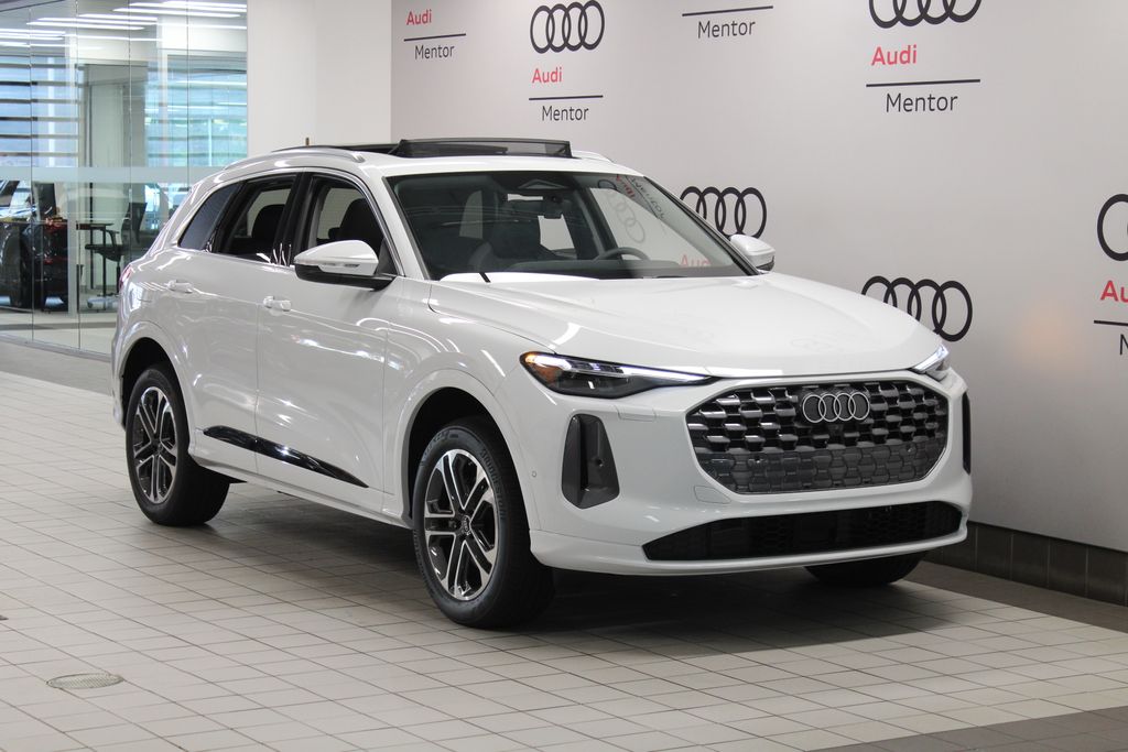 Thumbnail: 2026 Audi Q5 - 8