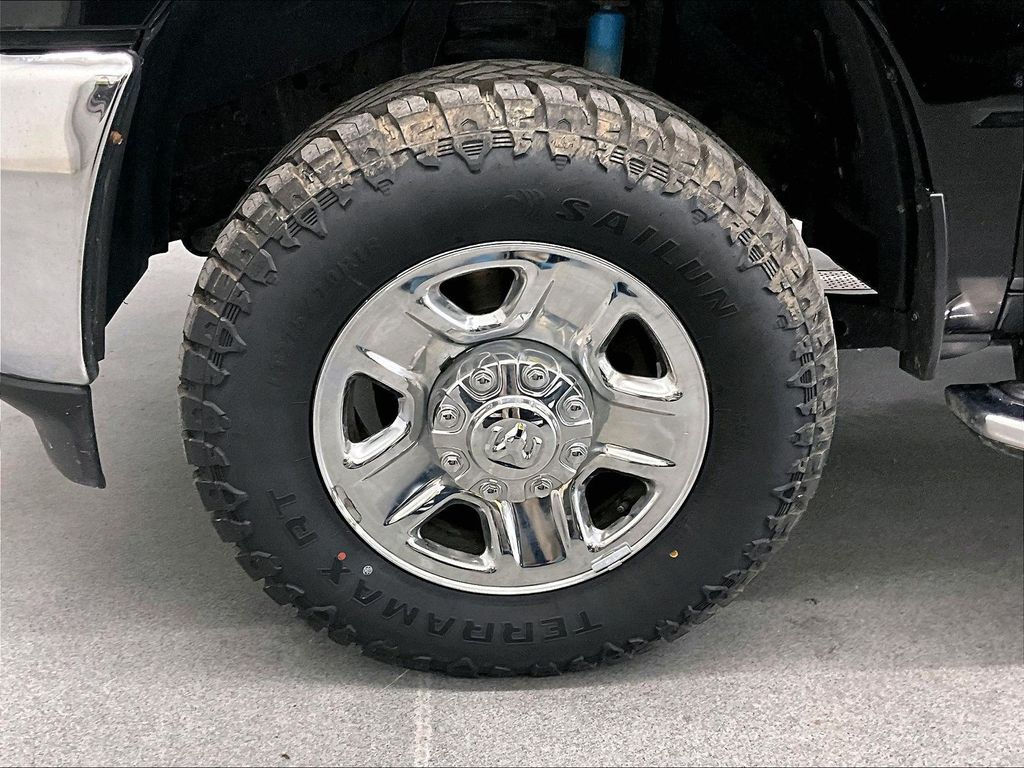 2022 Ram 2500 — photo 7