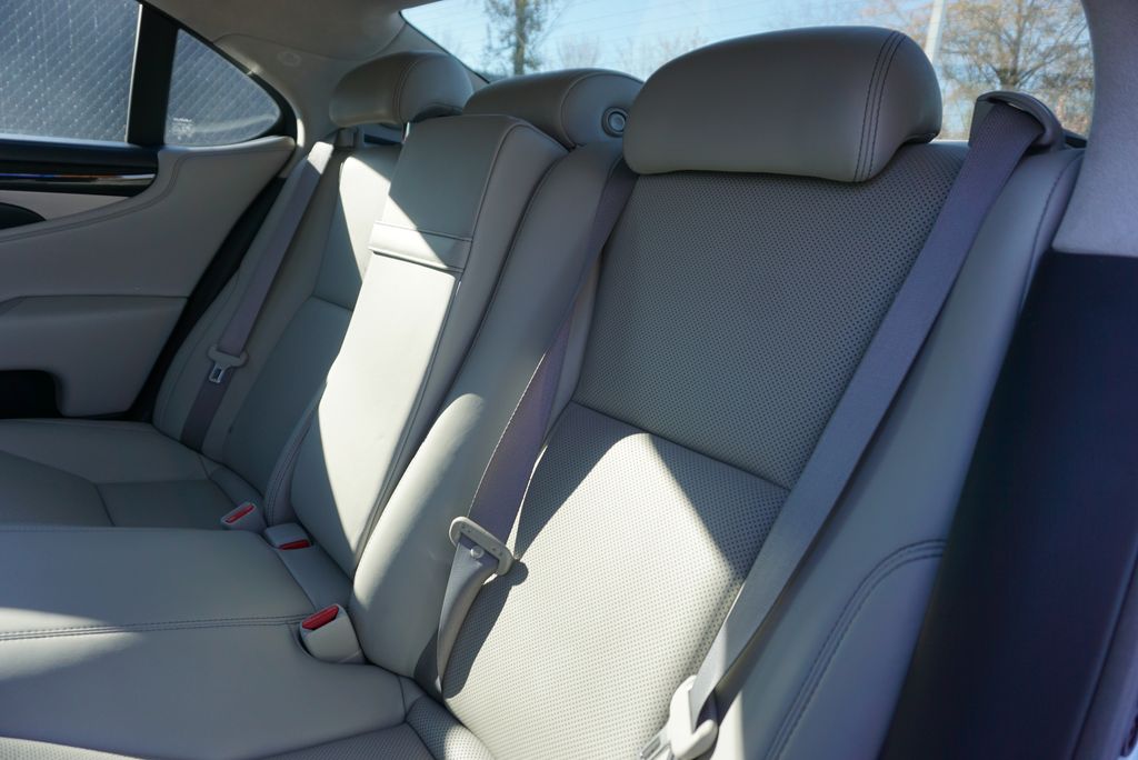 Thumbnail: 2016 Lexus LS - 13