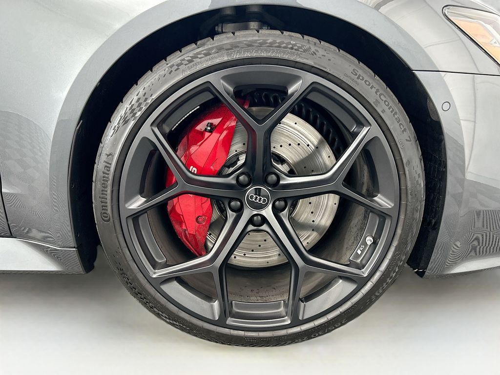 Thumbnail: 2025 Audi RS 7 - 31