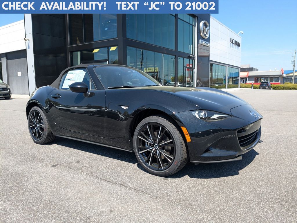 2026 Mazda MX-5 Miata Grand Touring