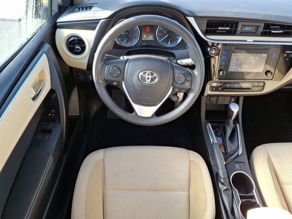 2017 Toyota Corolla LE 11