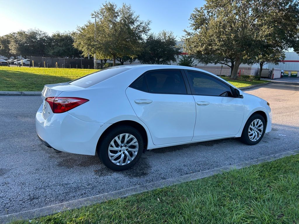 Thumbnail: 2019 Toyota Corolla - 4