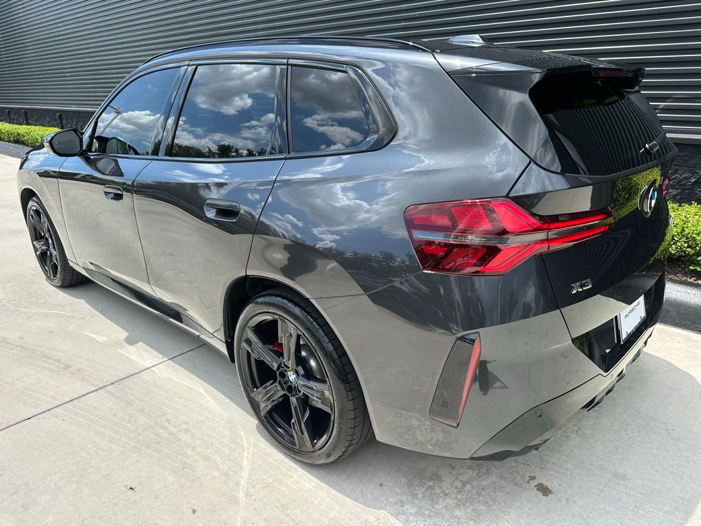 Thumbnail: 2026 BMW X3 - 3