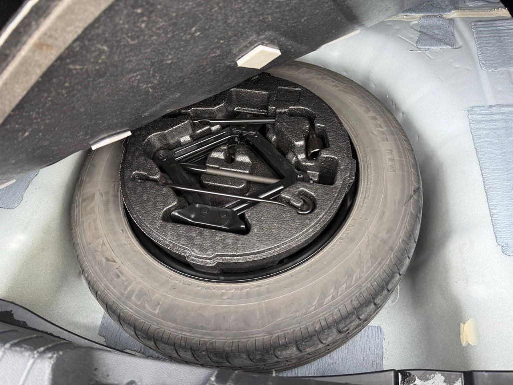 Thumbnail: 2020 Kia Optima - 27