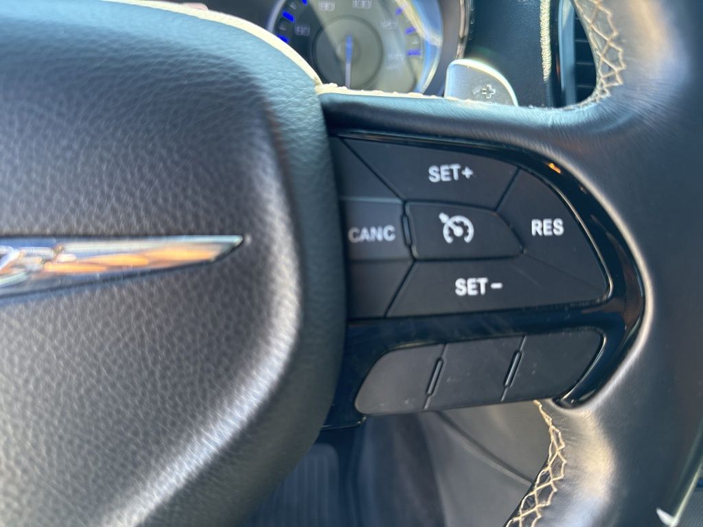2015 Chrysler 300 S