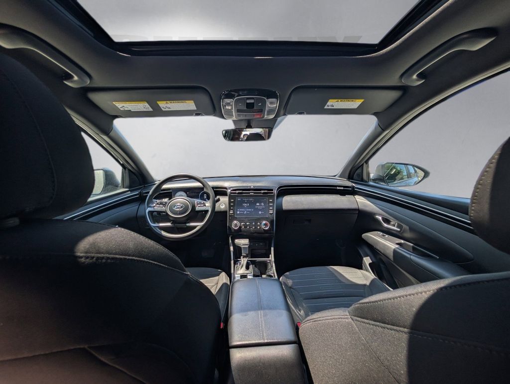 Used 2023 Black Hyundai NIGHT image 3