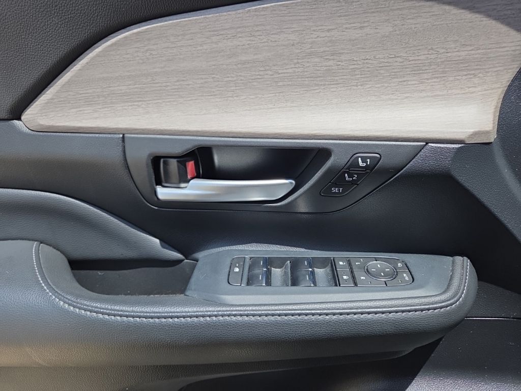 car-gallery-11