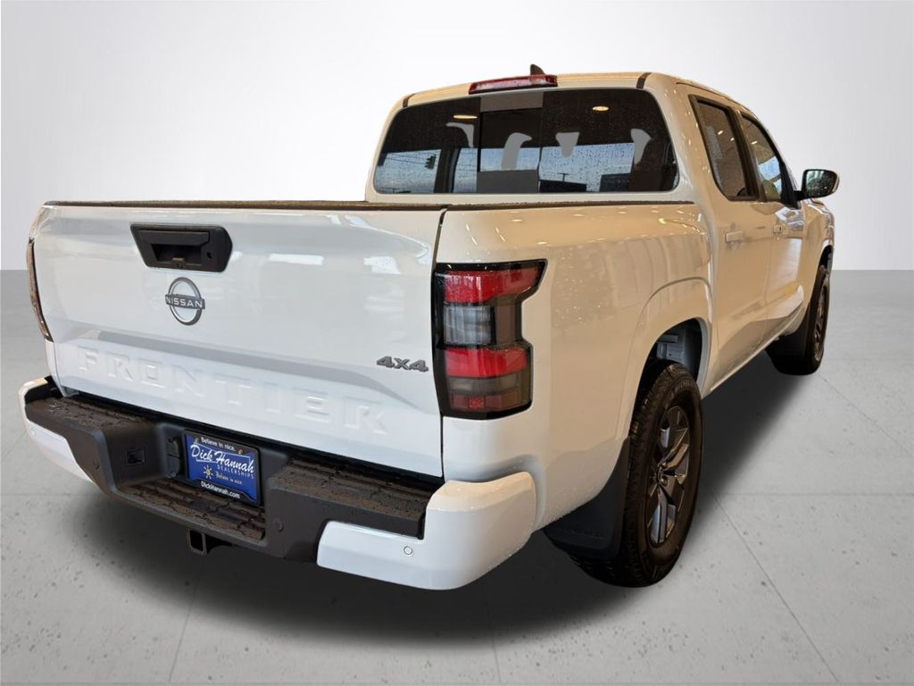 2026 Nissan Frontier SV