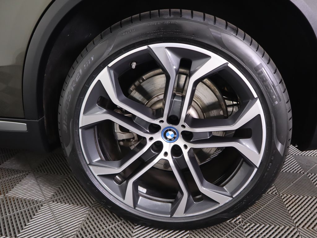 Thumbnail: 2024 BMW X5 - 32