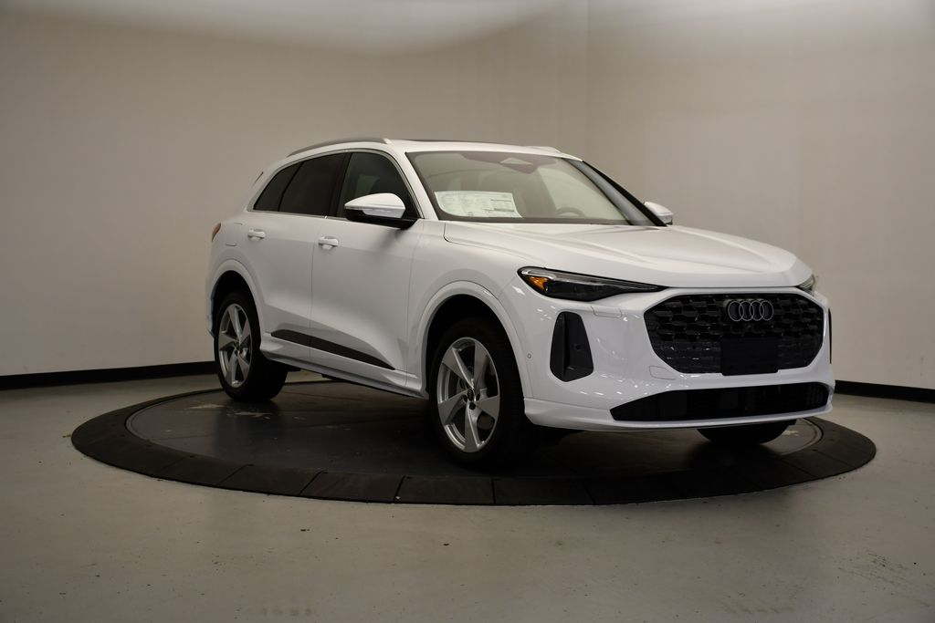 Thumbnail: 2025 Audi Q5 - 7