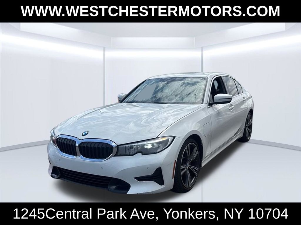 Alpine White 2021 BMW 3 Series Sedan All-Wheel Drive 8-Speed Automatic