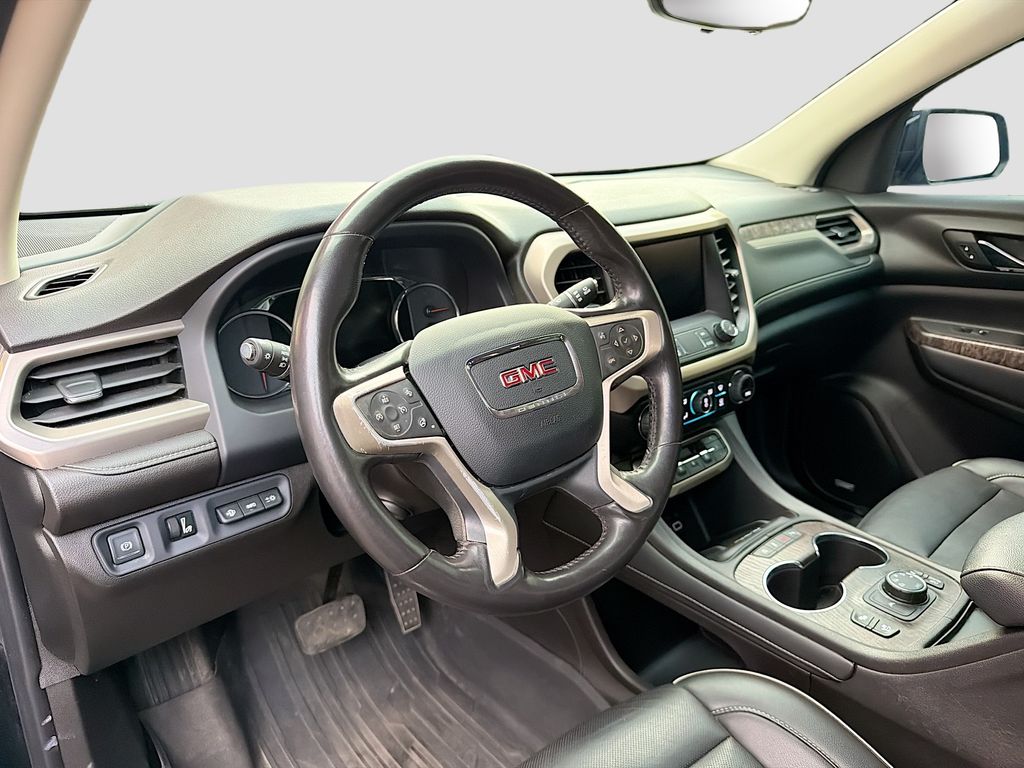Used 2022 Black GMC Denali image 9