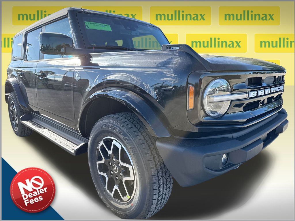 2025 Ford Bronco 4-Door Outer Banks's photo