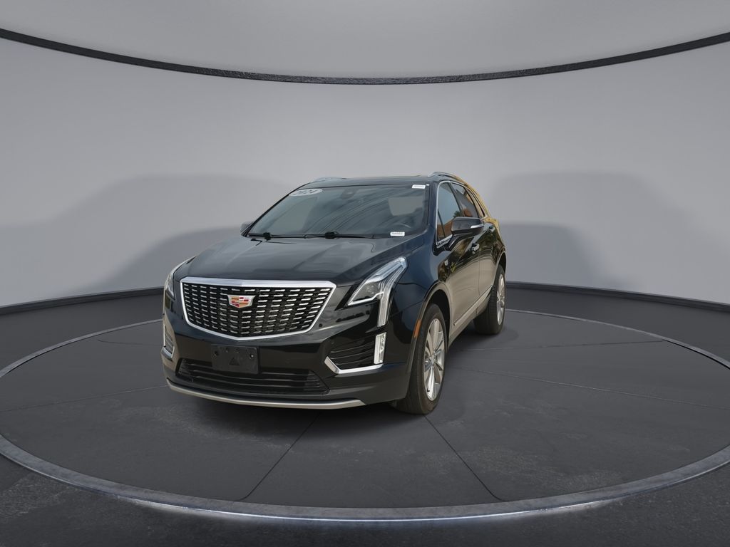 Thumbnail: 2024 Cadillac XT5 - 4