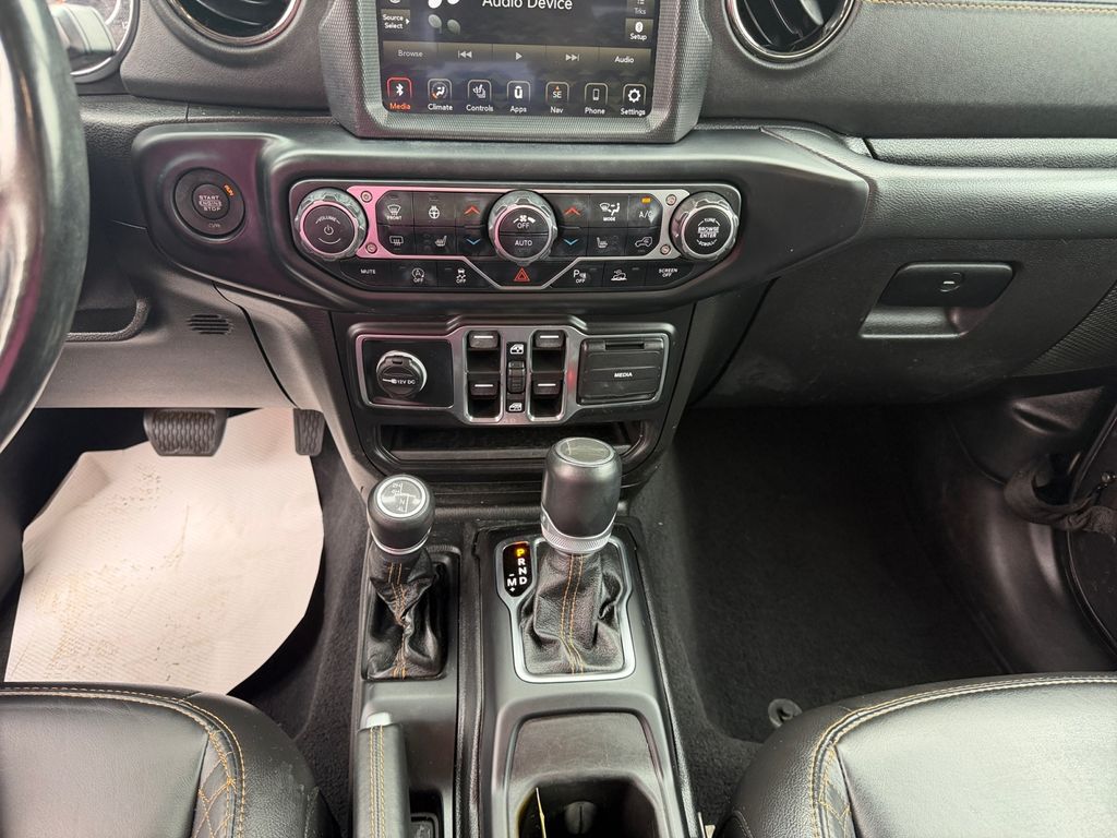 2021 Jeep Gladiator Overland - 11
