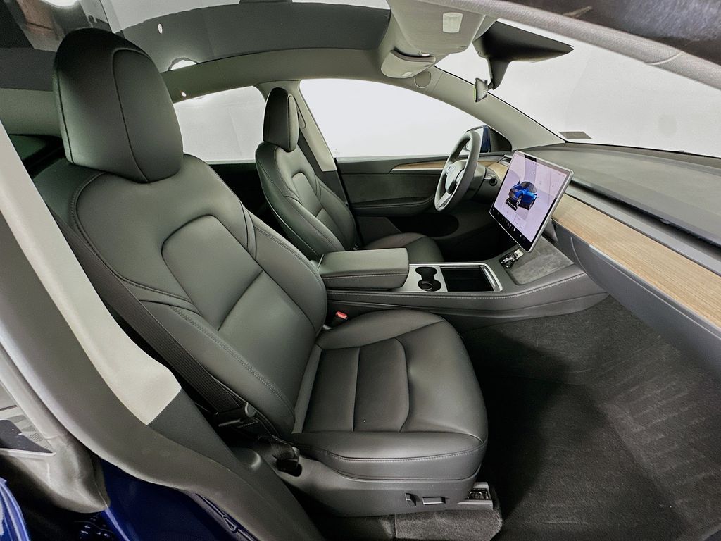 2023 Tesla Model Y Long Range 26