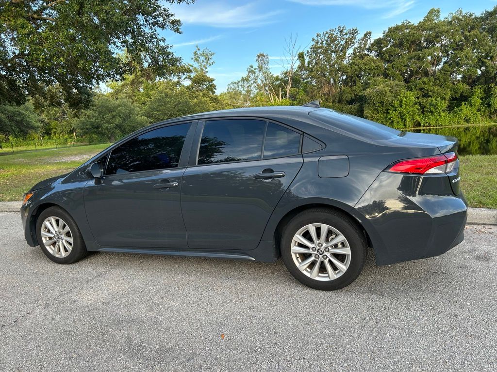Thumbnail: 2023 Toyota Corolla - 3