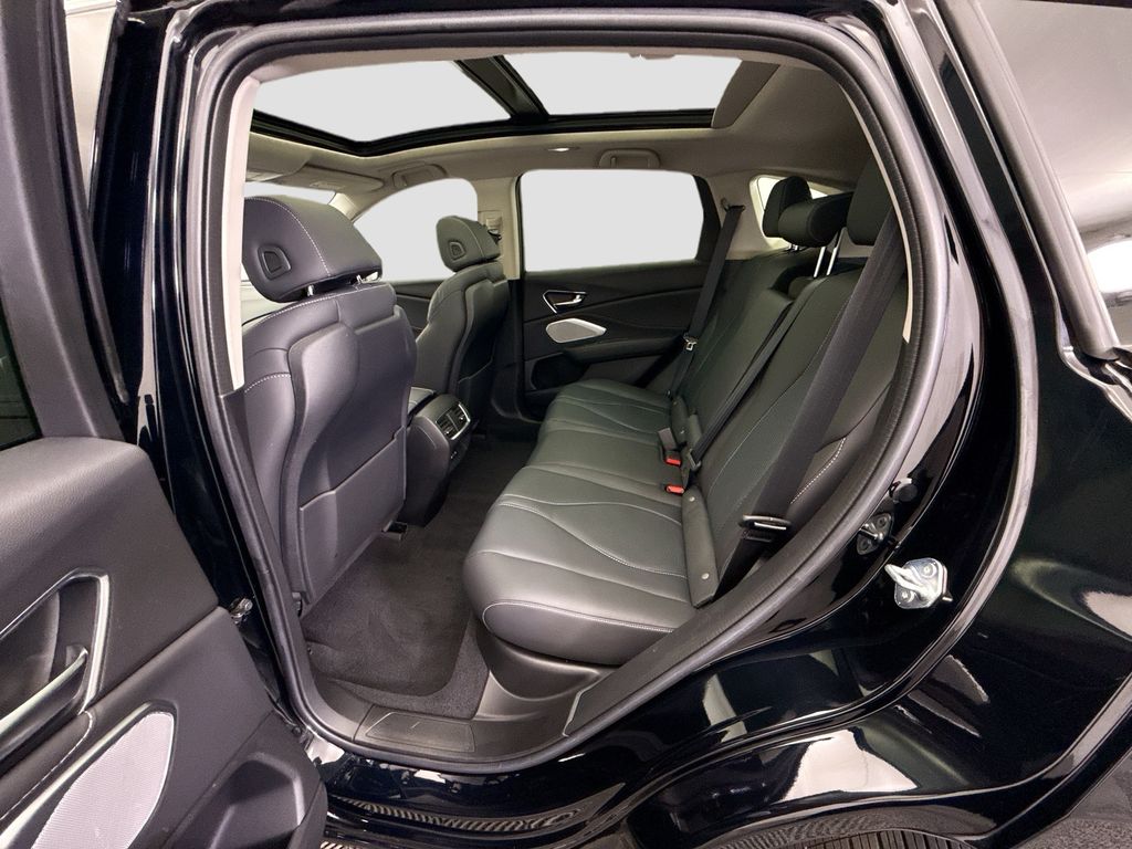 Thumbnail: 2023 Acura RDX - 20