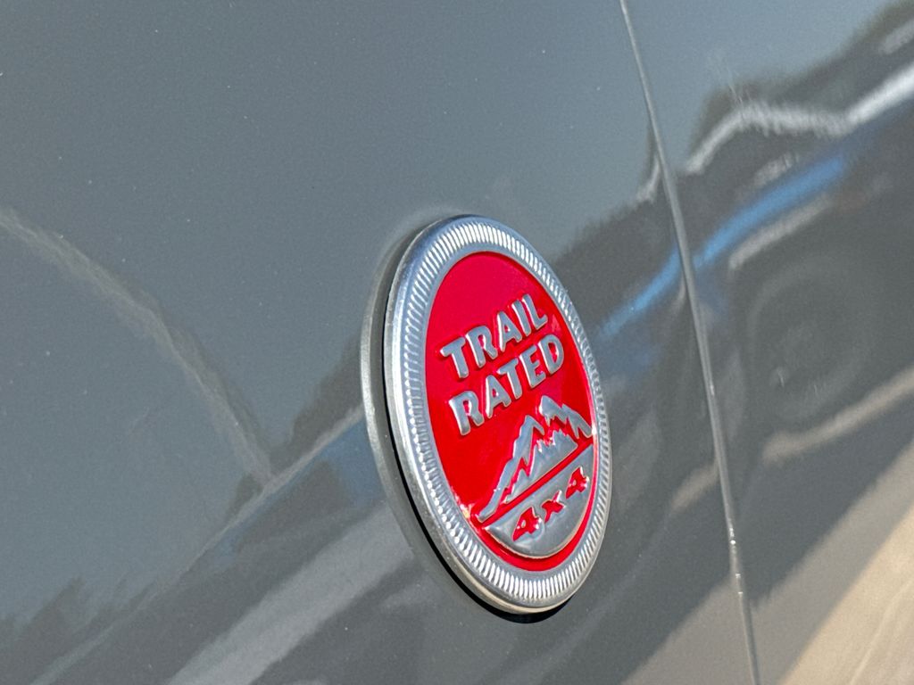 Used 2021 Jeep Grand Cherokee SUV