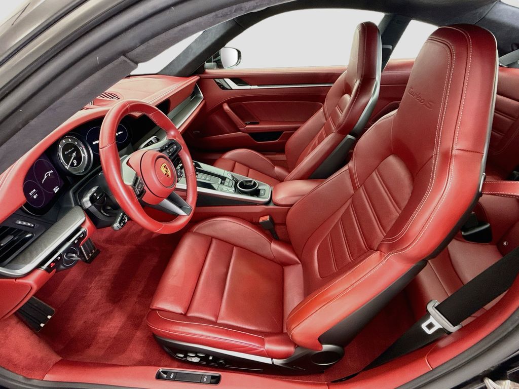 Thumbnail: 2021 Porsche 911 - 5