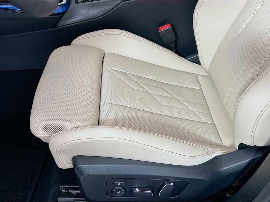 Thumbnail: 2026 BMW X3 - 21