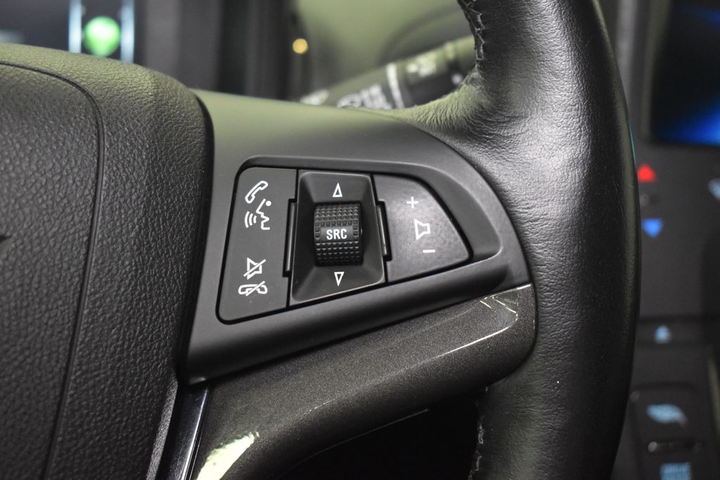 Thumbnail: 2014 Chevrolet Volt - 22