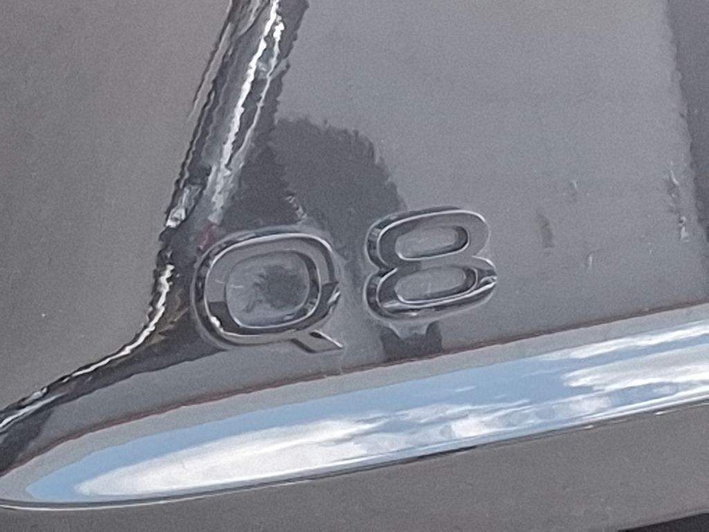 2024 Audi Q8 e-tron Premium Plus 30