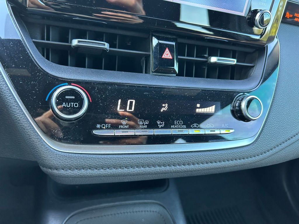 Thumbnail: 2020 Toyota Corolla - 24