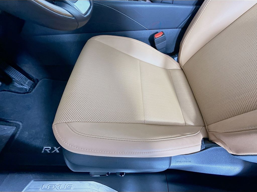 Thumbnail: 2025 Lexus RX - 19