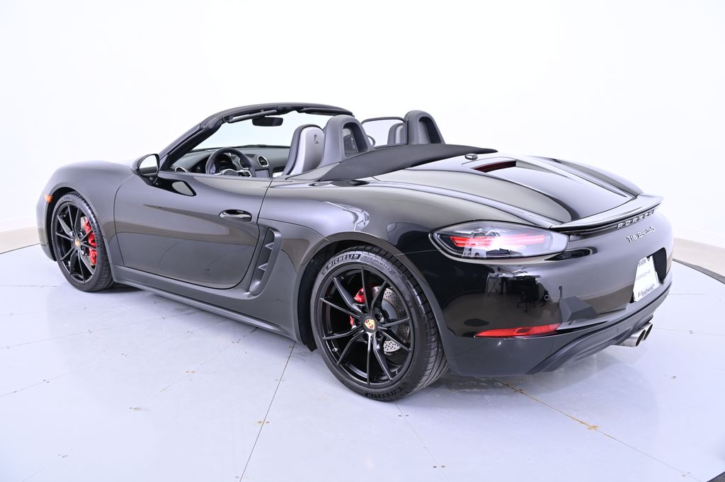 2022 Porsche 718 Boxster S 3