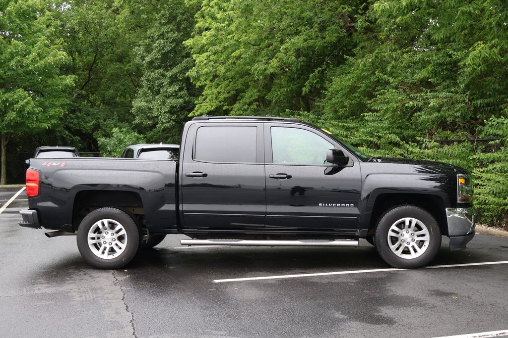Thumbnail: 2018 Chevrolet Silverado 1500 - 12