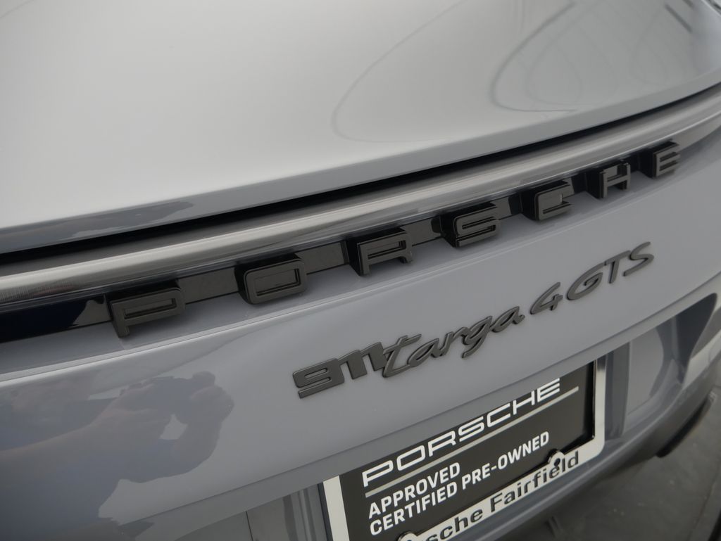 Thumbnail: 2024 Porsche 911 - 11