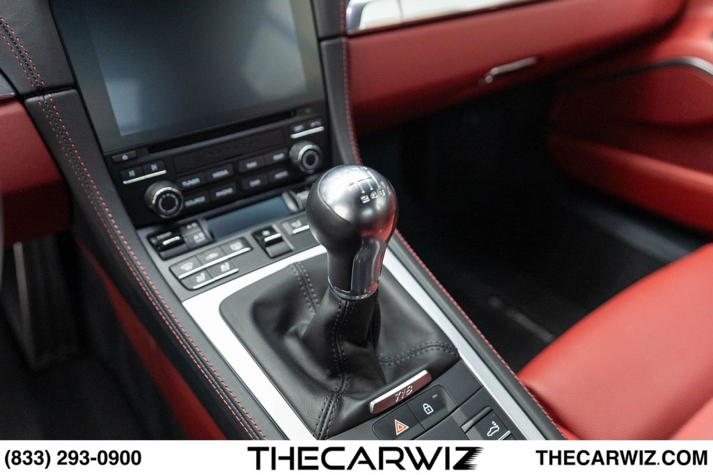 2023 Porsche 718 Cayman