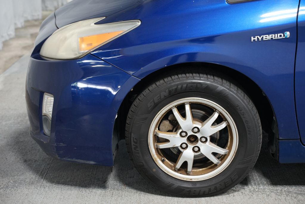 Thumbnail: 2010 Toyota Prius - 5