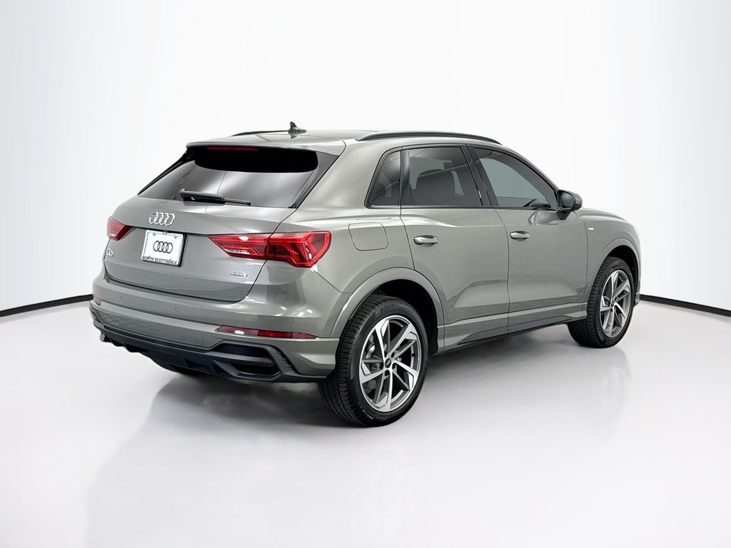 Thumbnail: 2025 Audi Q3 - 5