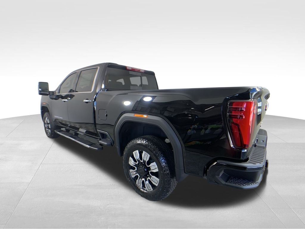 2025 GMC Sierra 2500HD Denali 4