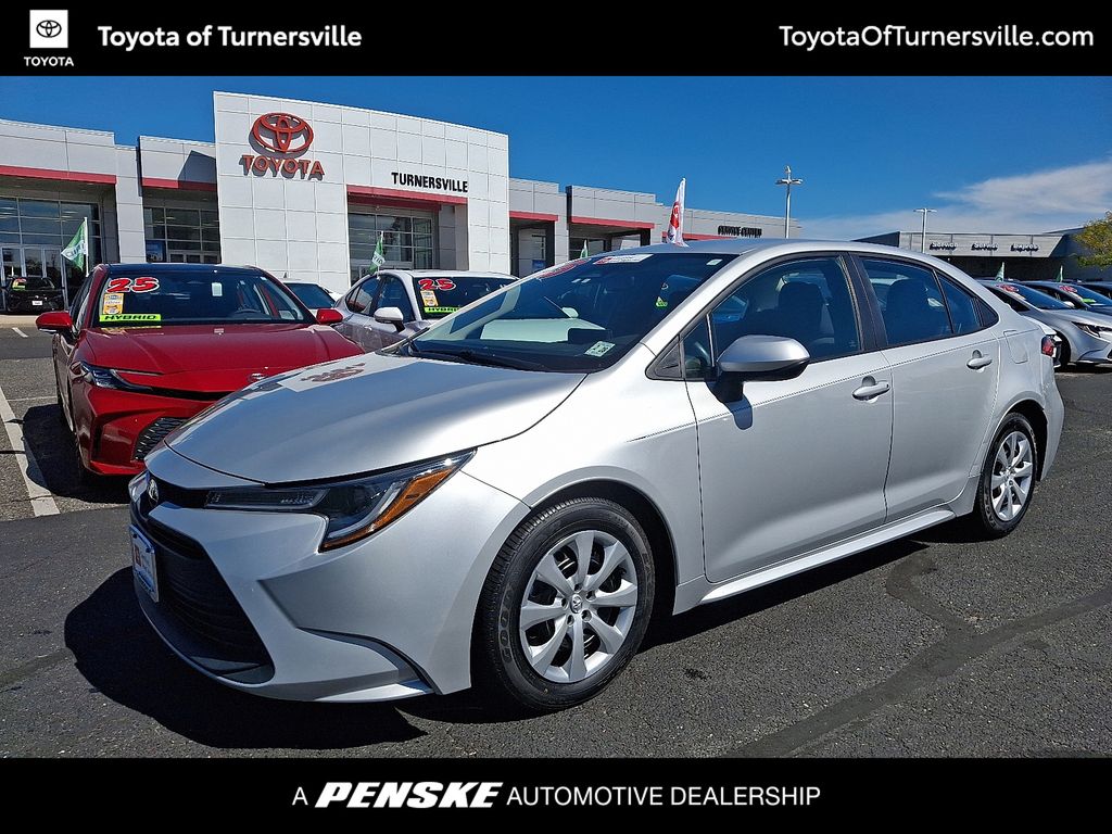 Thumbnail: 2023 Toyota Corolla - 1