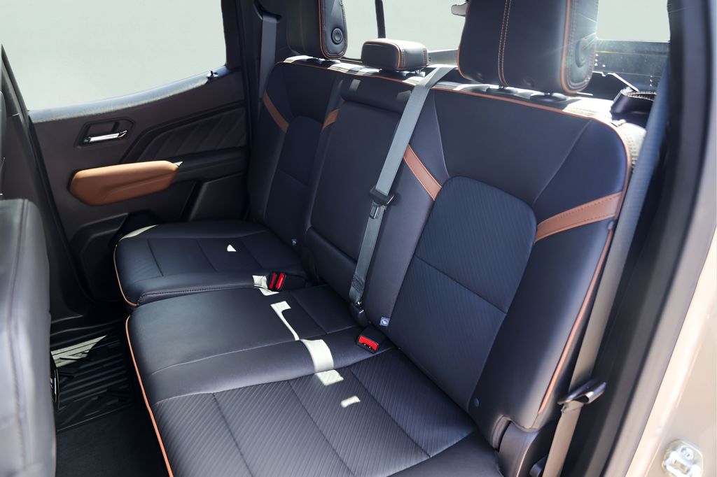Used Car 2024 Gmc Canyon  At4 For Sale Under $50,000 In Austin, Texas