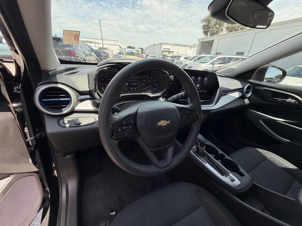 used 2024 Chevrolet Trax car, priced at $17,591