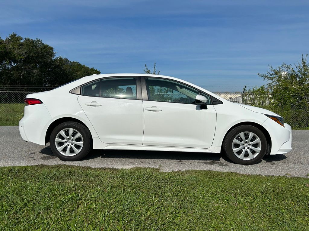 Thumbnail: 2023 Toyota Corolla - 6