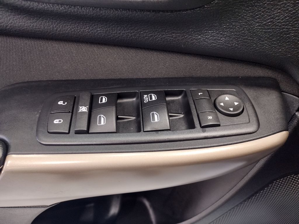 2017 Jeep Cherokee Sport