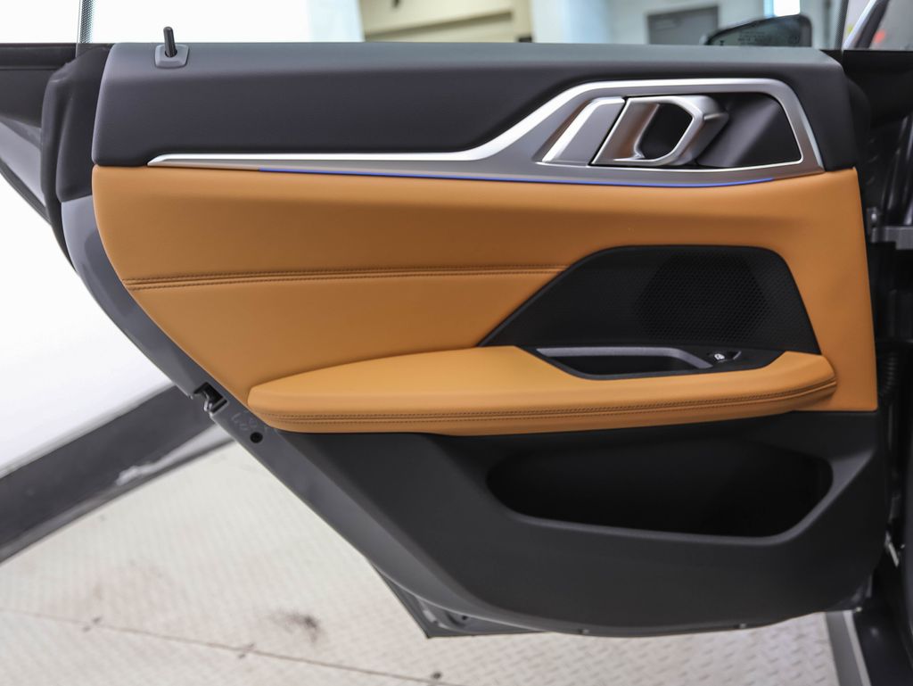 Thumbnail: 2026 BMW i4 - 20