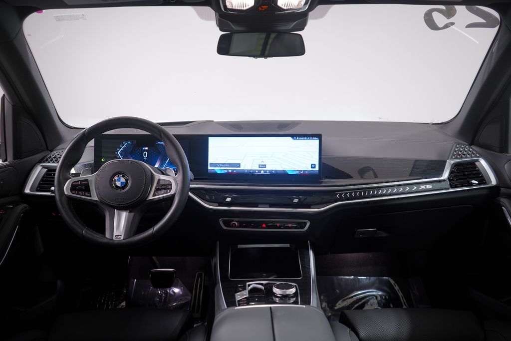 2025 BMW X5 xDrive40i 10